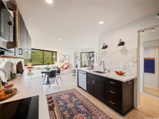 Photo #2: 202606831 Listing 