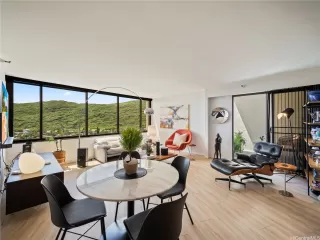 Photo #5: 202606831 Listing 