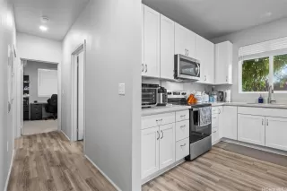 Photo #4: 202606843 Listing 