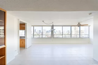 Photo #5: 202606846 Listing 