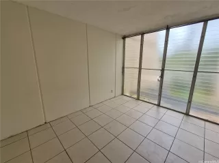 Photo #5: 202606880 Listing 