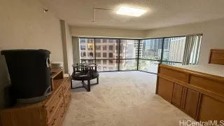 Photo #4: 202606881 Listing 