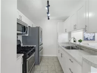 Photo #5: 202606898 Listing 