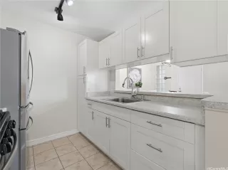 Photo #6: 202606898 Listing 