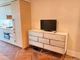 Photo #5: 202606910 Listing 