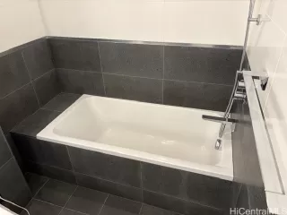 Photo #6: 202606910 Listing 