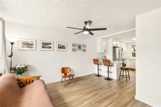 Photo #3: 202606916 Listing 