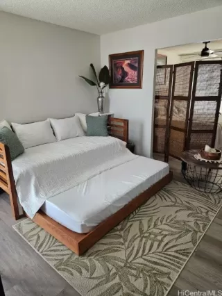 Photo #2: 202606921 Listing 