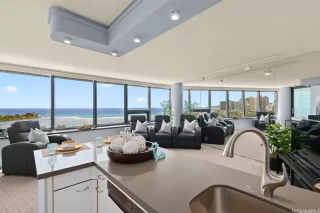 Photo #6: 202606928 Listing 