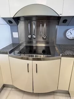 Photo #5: 202606952 Listing 