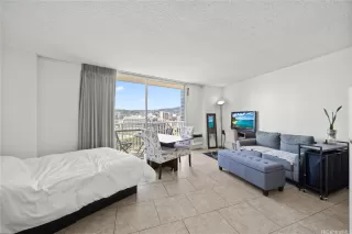 Photo #5: 202606954 Listing 