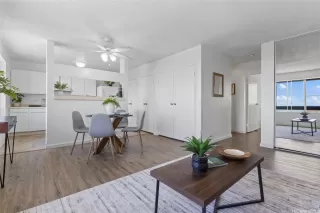 Photo #2: 202606955 Listing 