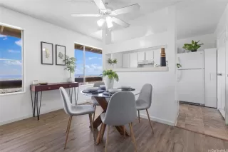 Photo #4: 202606955 Listing 