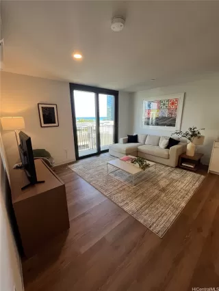Photo #2: 202606957 Listing 