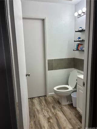 Photo #3: 202606967 Listing 