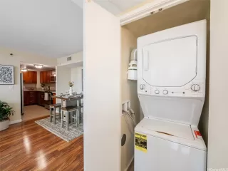 Photo #6: 202606970 Listing 