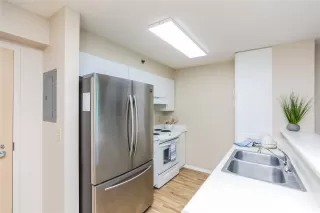 Photo #4: 202606972 Listing 