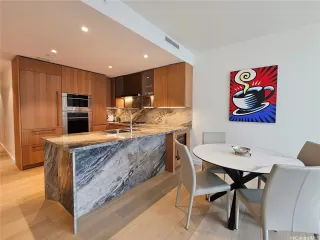 Photo #6: 202606977 Listing 