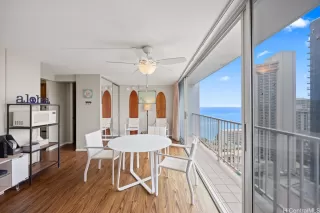 Photo #6: 202606985 Listing 