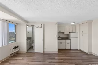 Photo #6: 202607017 Listing 