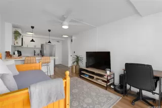 Photo #3: 202607034 Listing 