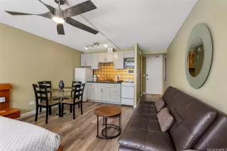 Photo #3: 202607039 Listing 