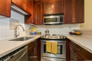 Photo #4: 202607046 Listing 