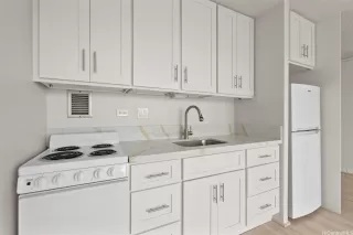 Photo #4: 202607048 Listing 