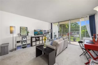 Photo #4: 202607058 Listing 