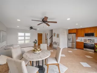 Photo #6: 202607071 Listing 