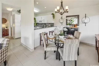 Photo #5: 202607079 Listing 