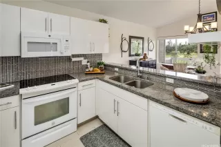 Photo #6: 202607079 Listing 