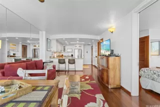 Photo #3: 202607083 Listing 