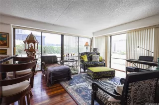Photo #3: 202607090 Listing 