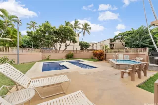 Photo #6: 202607094 Listing 