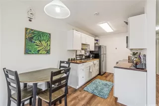 Photo #3: 202607100 Listing 