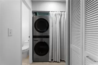 Photo #6: 202607123 Listing 