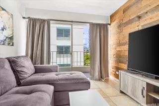 Photo #3: 202607149 Listing 