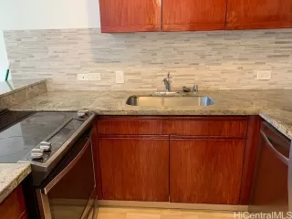 Photo #4: 202607155 Listing 