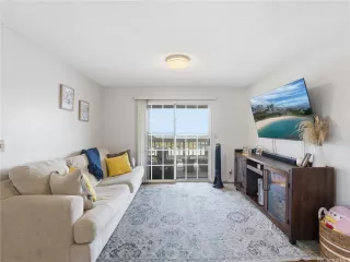 Photo #6: 202607157 Listing 