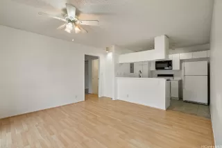 Photo #4: 202607169 Listing 