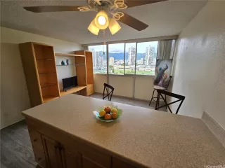 Photo #5: 202607189 Listing 