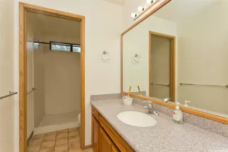 Photo #4: 202607193 Listing 