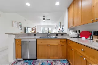 Photo #4: 202607198 Listing 