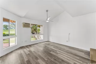 Photo #2: 202607239 Listing 