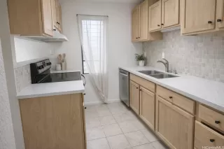 Photo #4: 202607277 Listing 