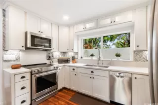 Photo #5: 202607288 Listing 