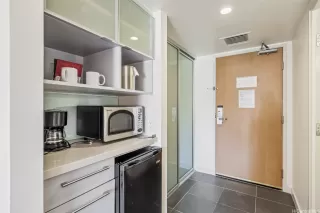 Photo #4: 202607342 Listing 