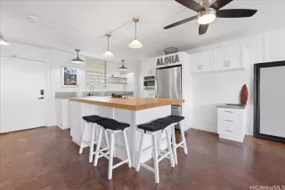 Photo #5: 202607412 Listing 