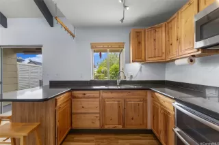 Photo #5: 202607418 Listing 